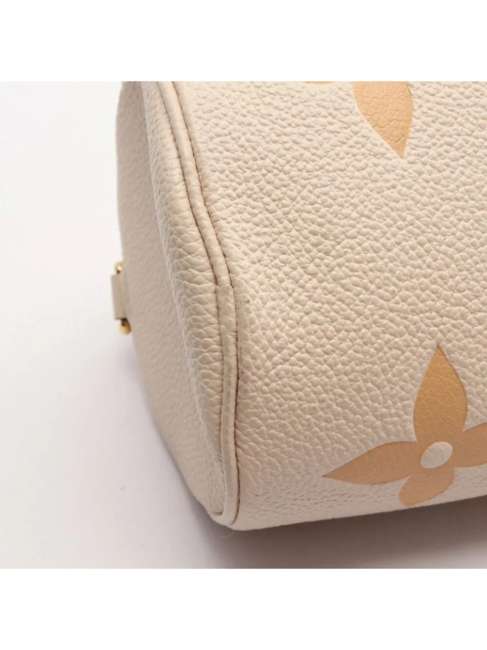 Louis Vuitton Papillon BB 2-Way Cream Saffron Leather Handbag
